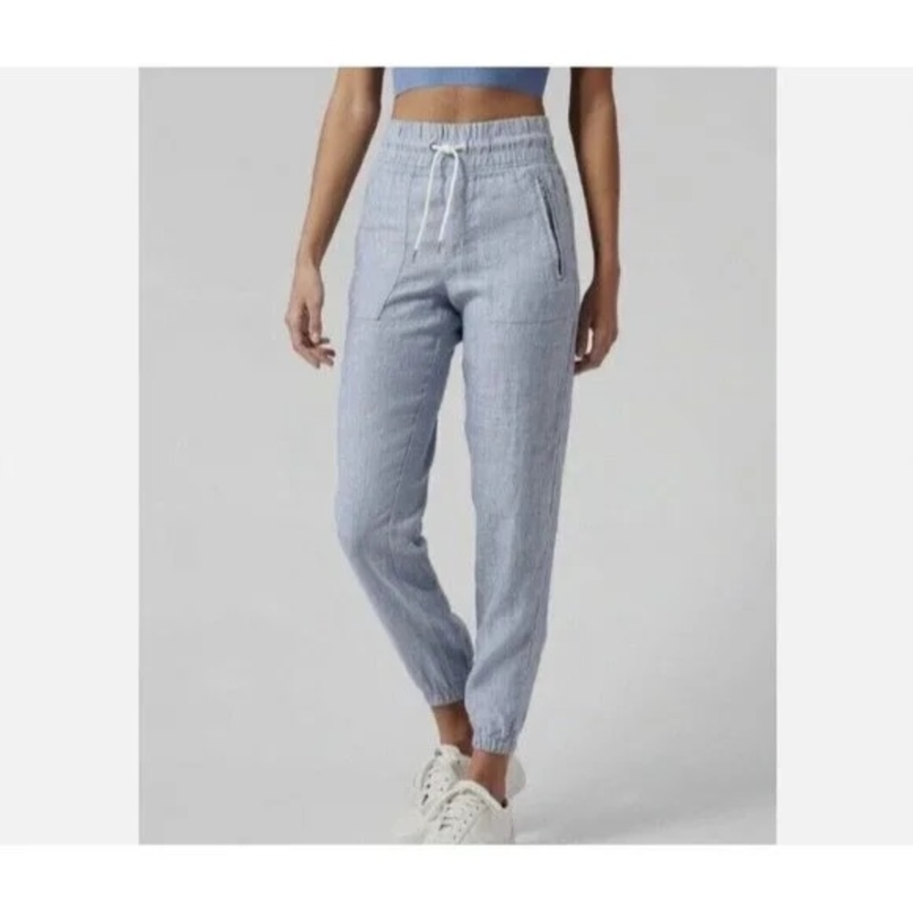 Athleta Cabo Linen size 10 Sky Blue Chambray Jogger Pants Elastic Waist